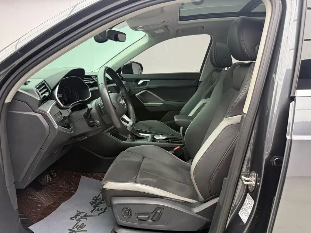 Audi Q3 35 TFSI Fashion Dynamic