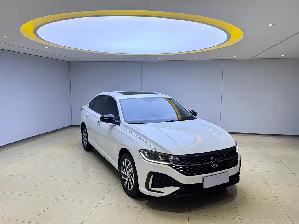 Lavida 280 TSI DSG Starry Sky Manyi