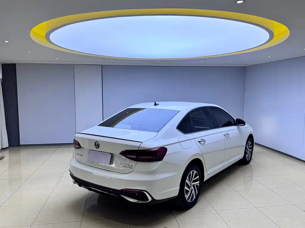 Lavida 280 TSI DSG Starry Sky Manyi