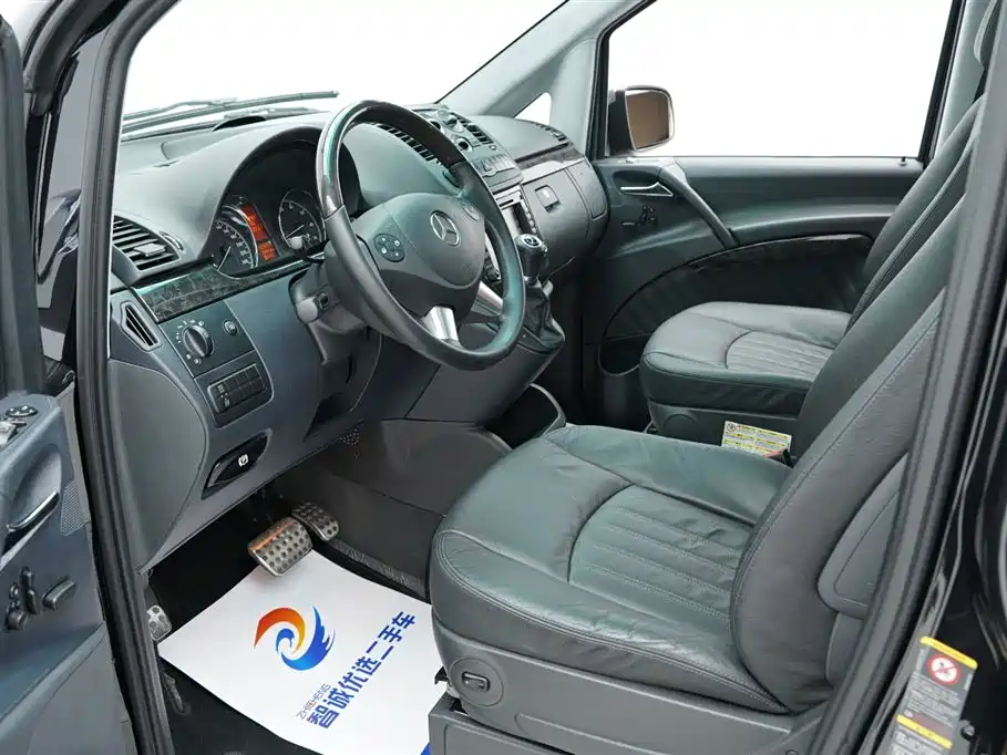 Viano (Import) 3.5 L 125 Anniversary 7-seat