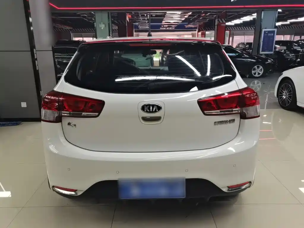 Kia K2 Hatchback 1.4 L AT GLS Cool