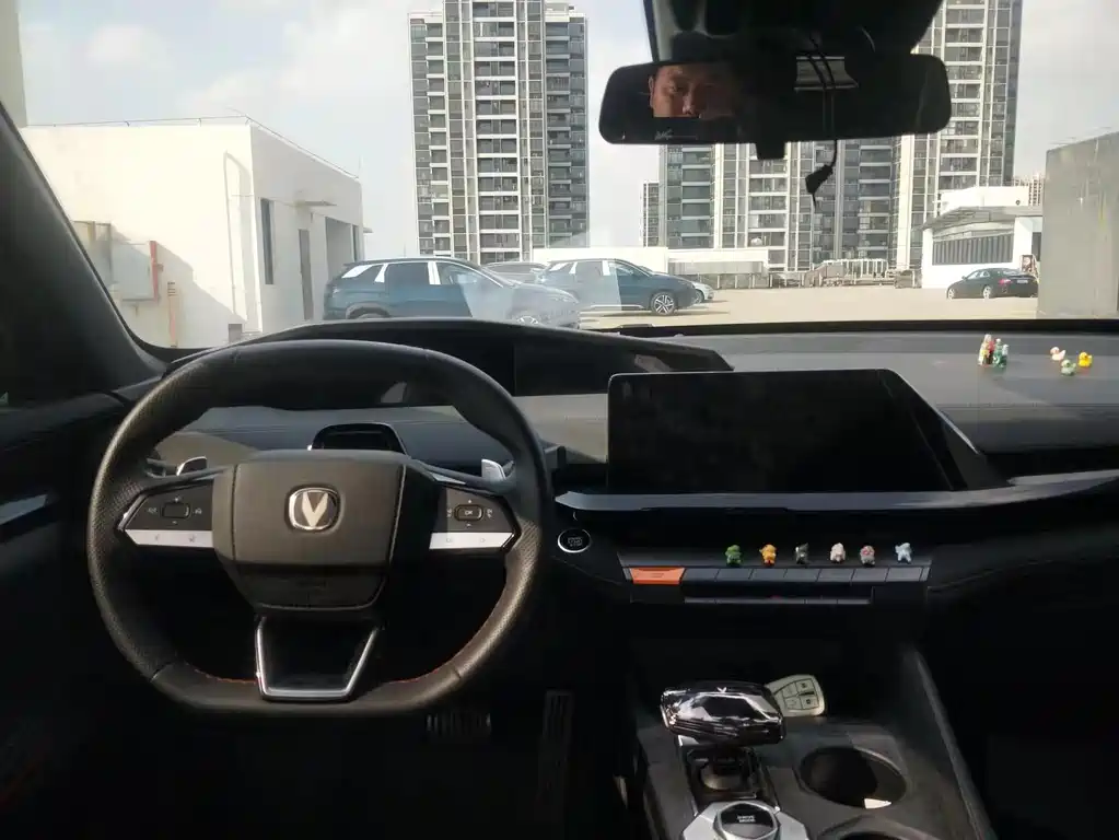 Changan UNI-V 1.5 T Sport