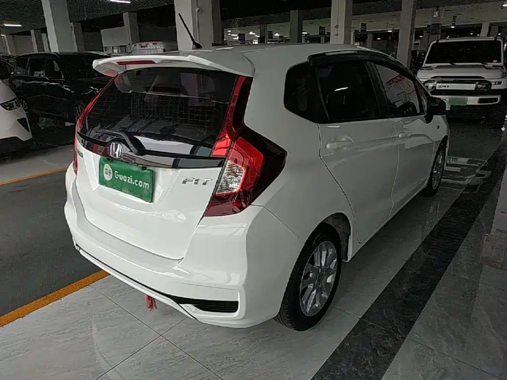 Fit 1.5 L CVT Comfort Sunroof