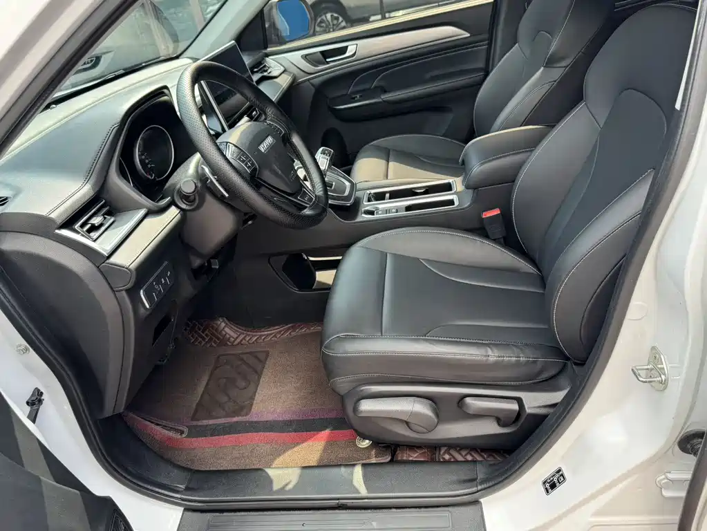 Haval M6 PLUS 1.5 T DCT Luxury Connected