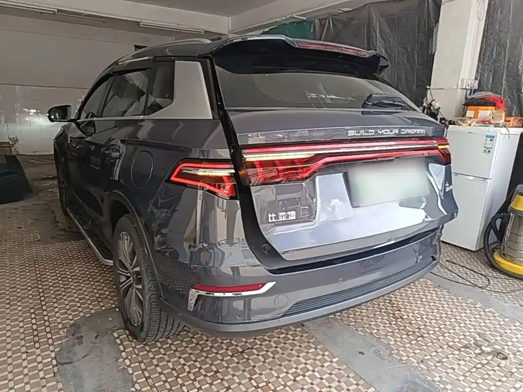 Song Pro NEV DM 1.5 T 4 WD Performance Flagship