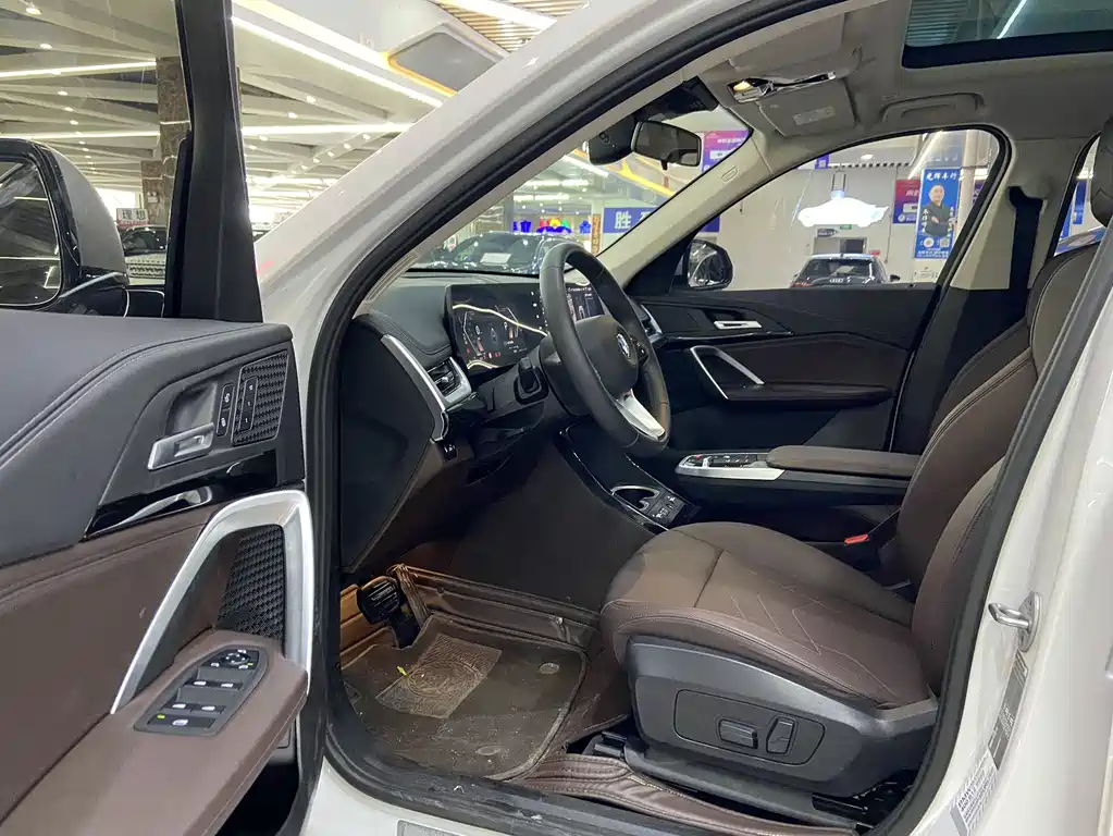 BMW X1 sDrive20 Li X Design Package