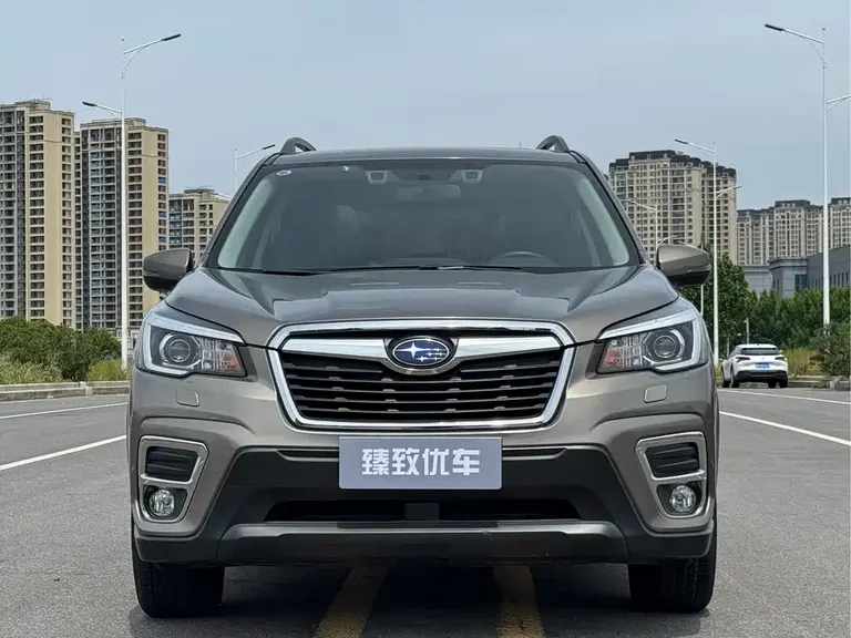 Subaru Forester 2.0 i Luxury EyeSight