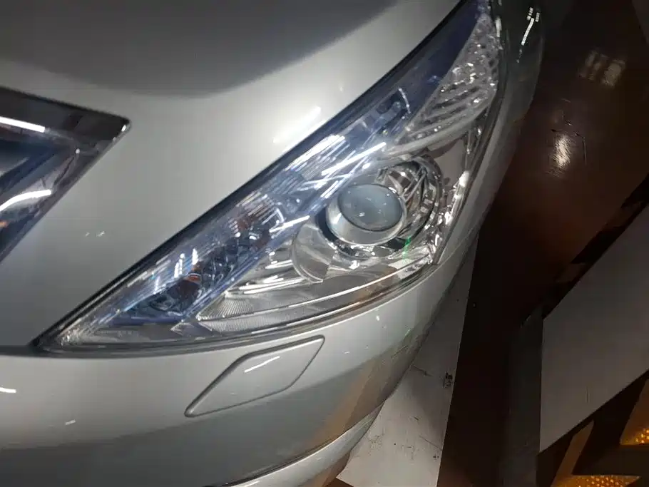Teana 2.5 L XL Leading
