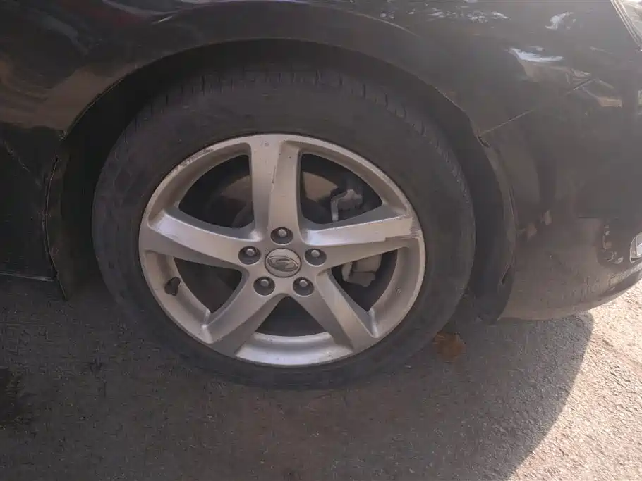 Besturn B70 奔腾B70 2014款 2.0 L 自动舒适型