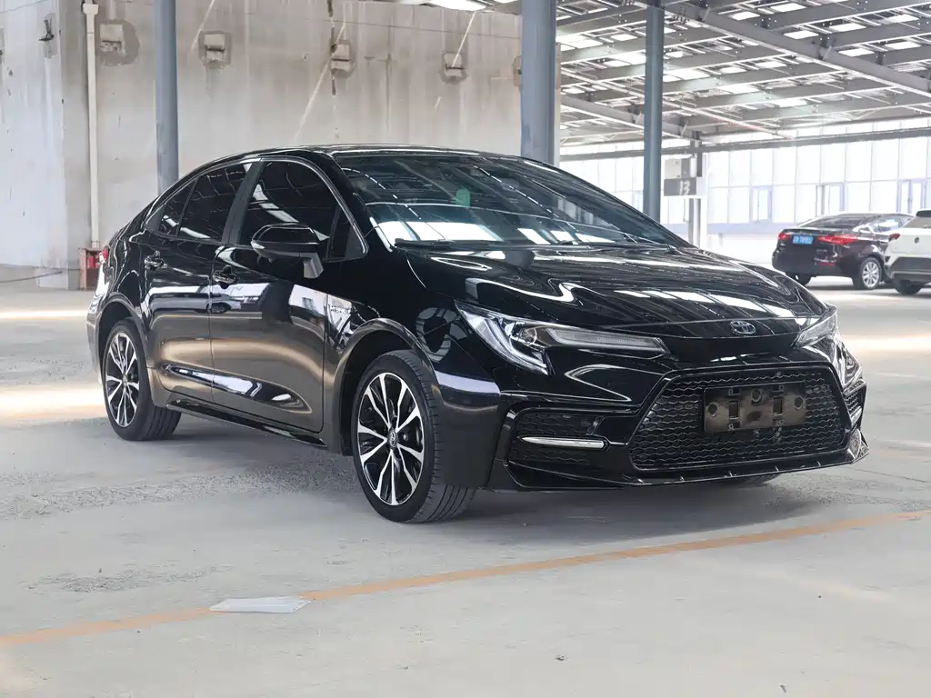 Levin Dual Engine 1.8 H E-CVT Sport