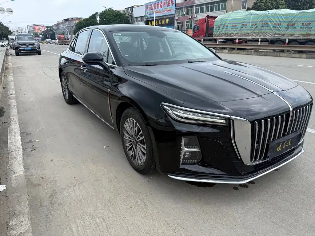 Hongqi H5 1.5 T DCT Connected Flagship Joy
