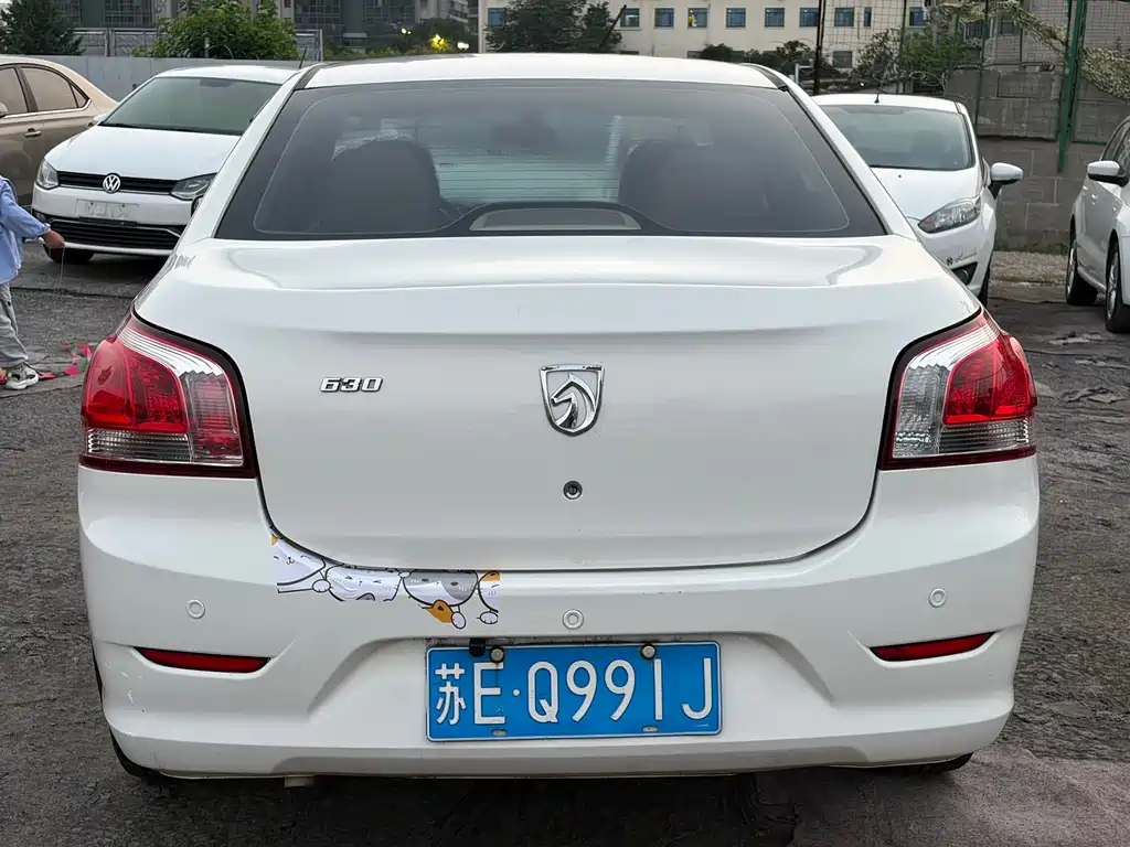 Baojun 630 宝骏630 2012款 1.5 L DVVT自动舒适型