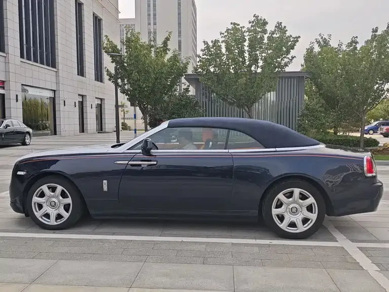 Rolls-Royce Dawn 6.6 T Standard