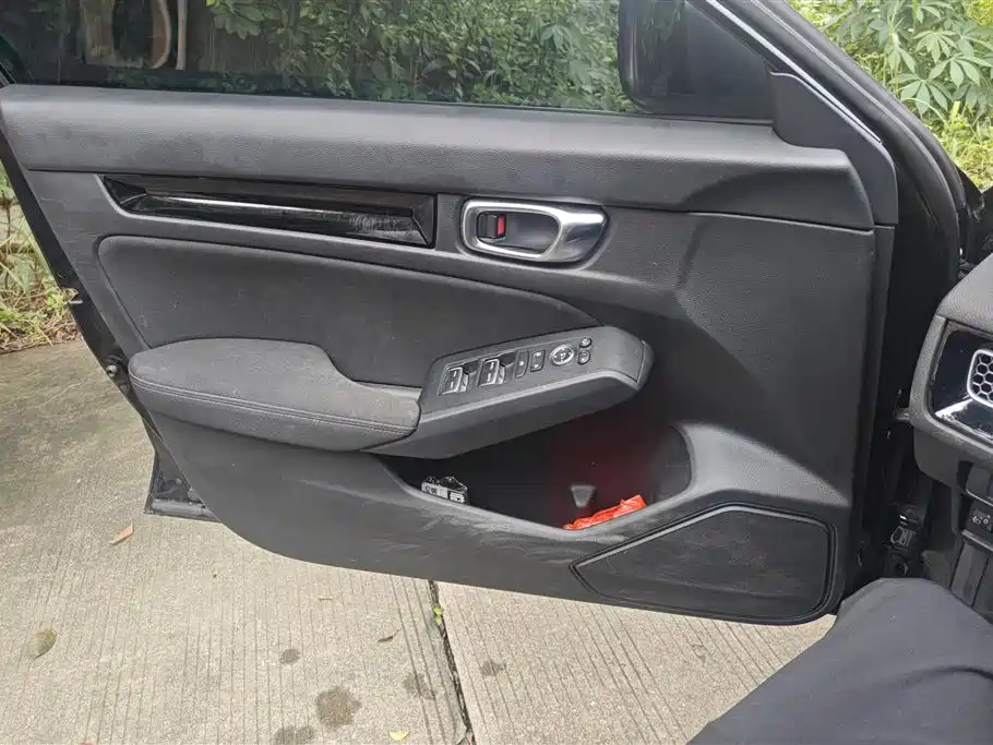 Civic HATCHBACK 240 TURBO CVT Extreme Leap