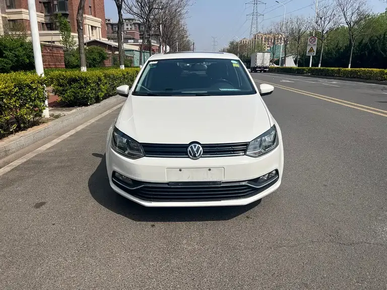 Volkswagen Polo 1.6 L Auto Comfort