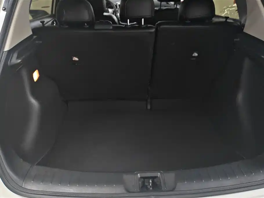 Tiida 1.6 L CVT Smart Travel CN-V