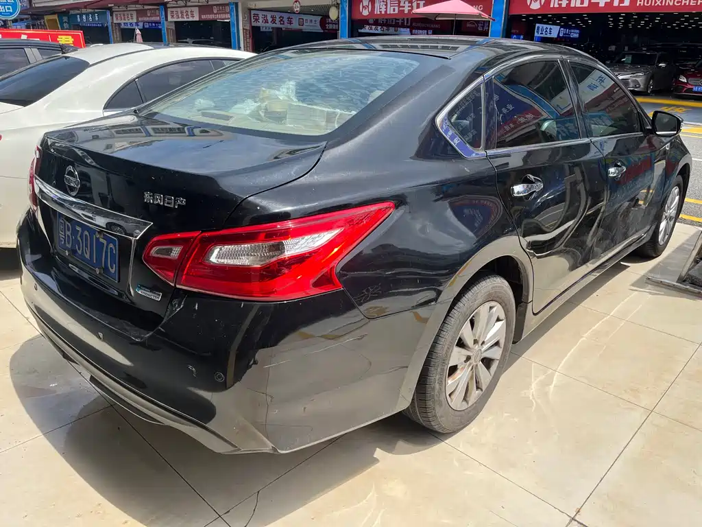 Teana Facelift 2.0 L XL Comfort