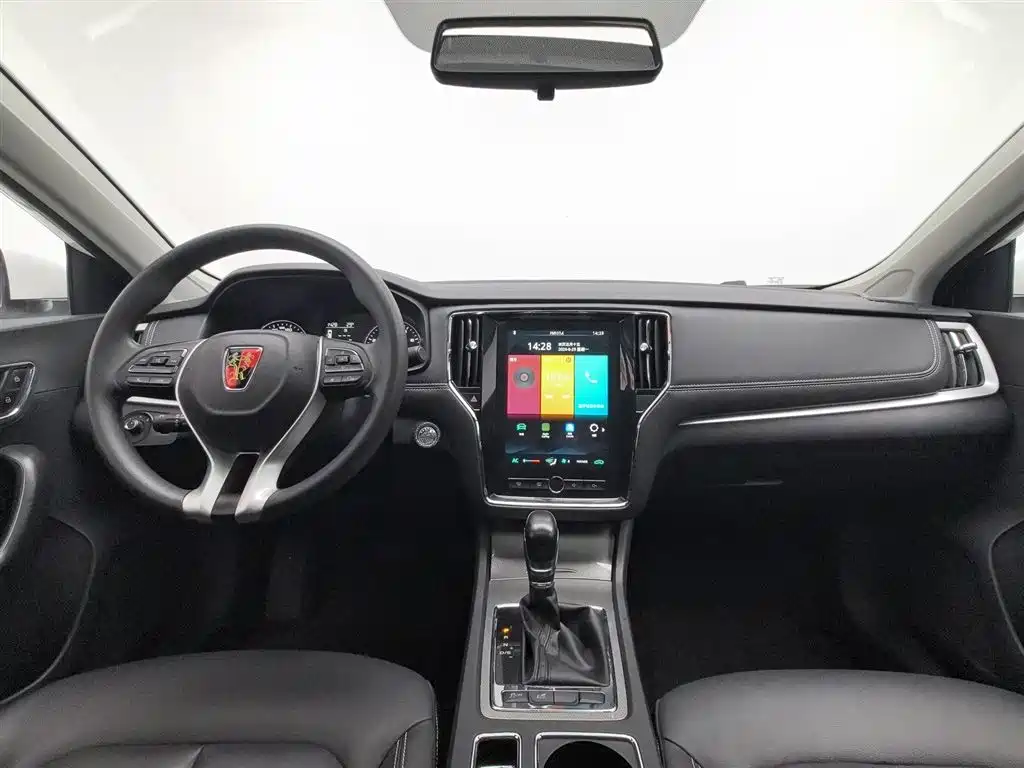 Roewe i6 Classic PLUS 1.6 L CVT 4 G Connected Glory Flagship