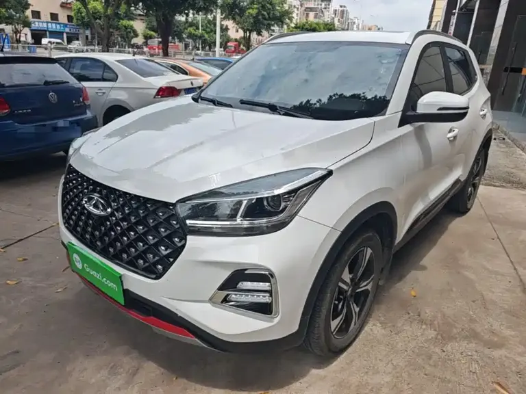 Chery Tiggo 5 x Super Hero 1.5 L CVT Fashion