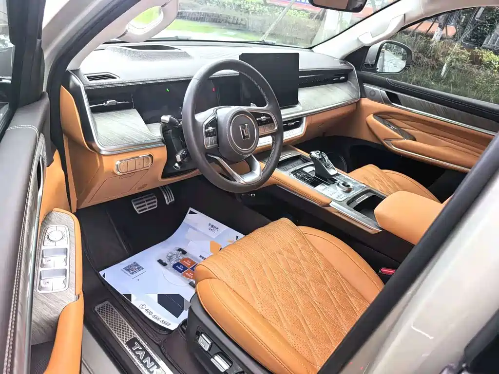 Tank 500 坦克500 2022款 3.0 T 商务版 登峰型 5座