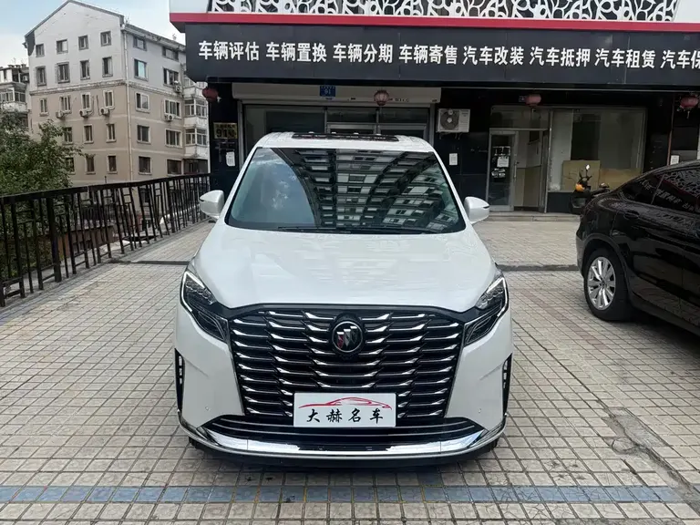 Buick GL8 ES LaCrosse Premium