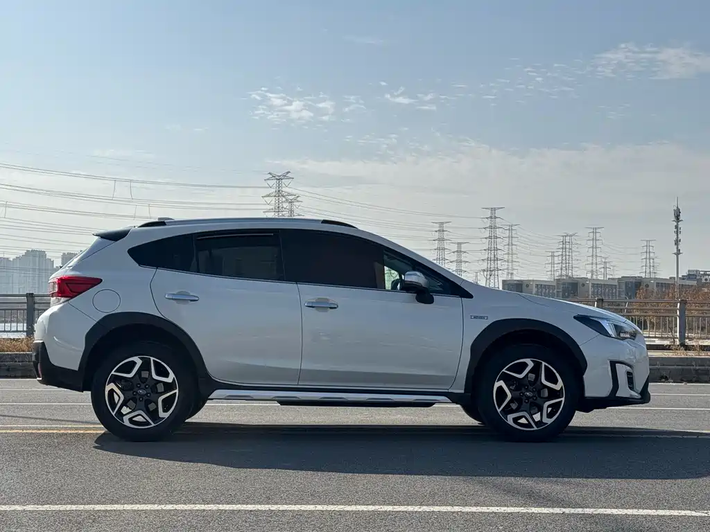 Subaru XV 斯巴鲁XV 2019款 2.0 i 智擎旗舰版EyeSight 国V