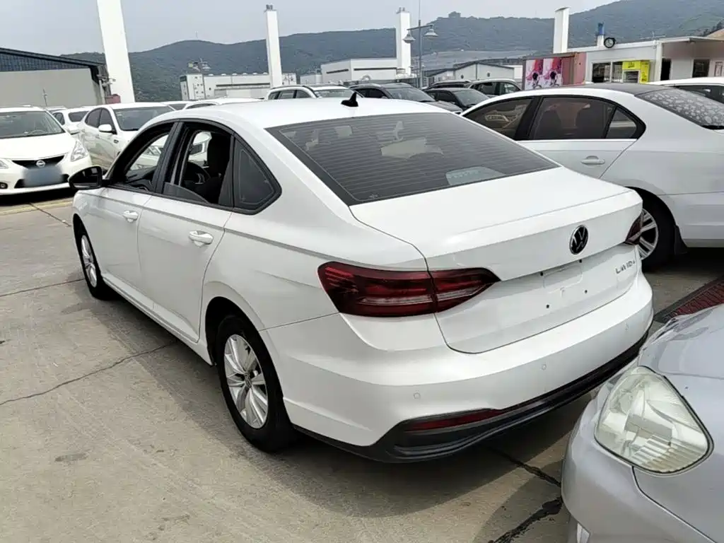 Lavida 1.5 L Auto Comfort