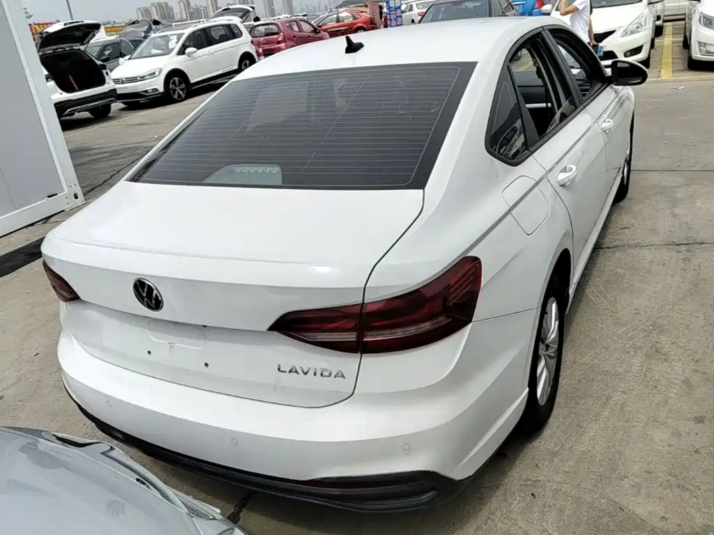 Lavida 1.5 L Auto Comfort
