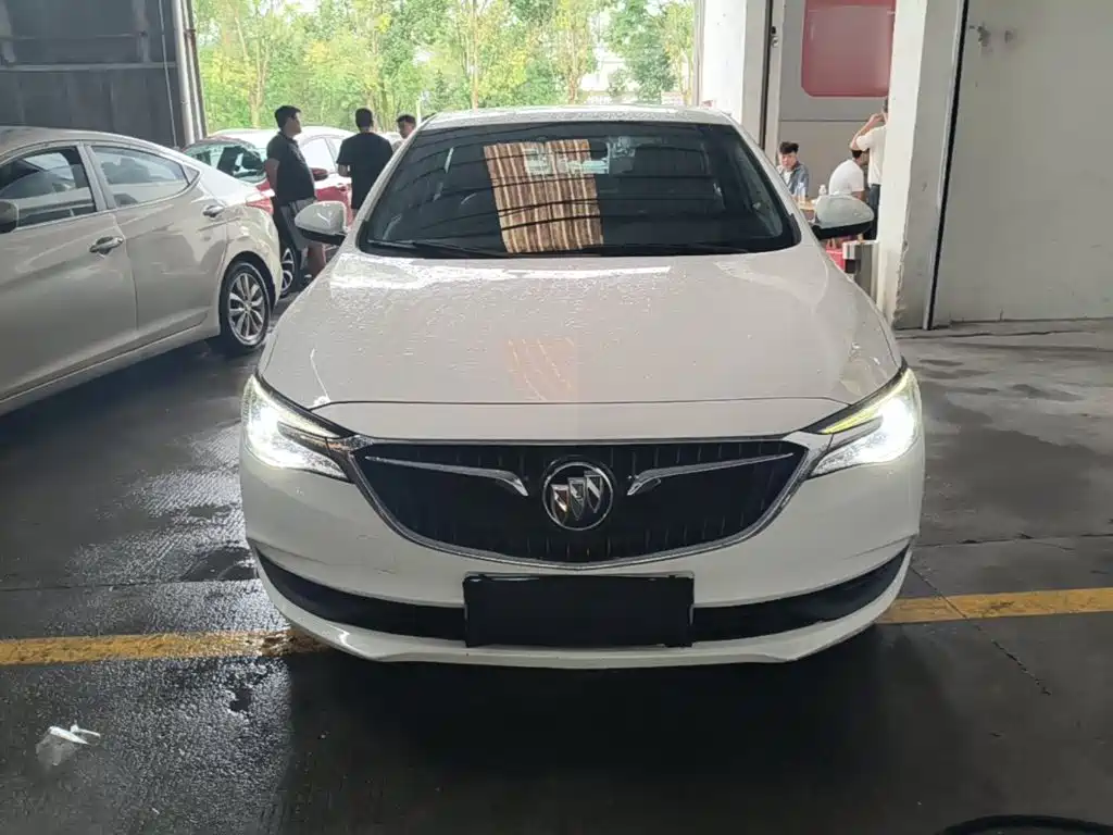 Excelle GT 18 T Auto Elite
