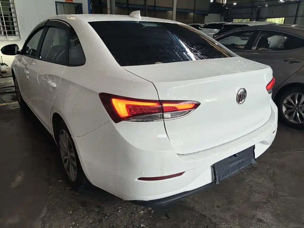 Excelle GT 18 T Auto Elite