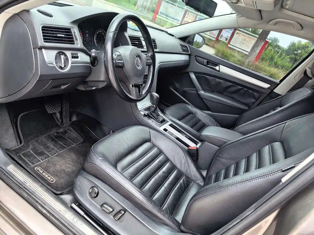 Passat 1.8 TSI DSG Royal