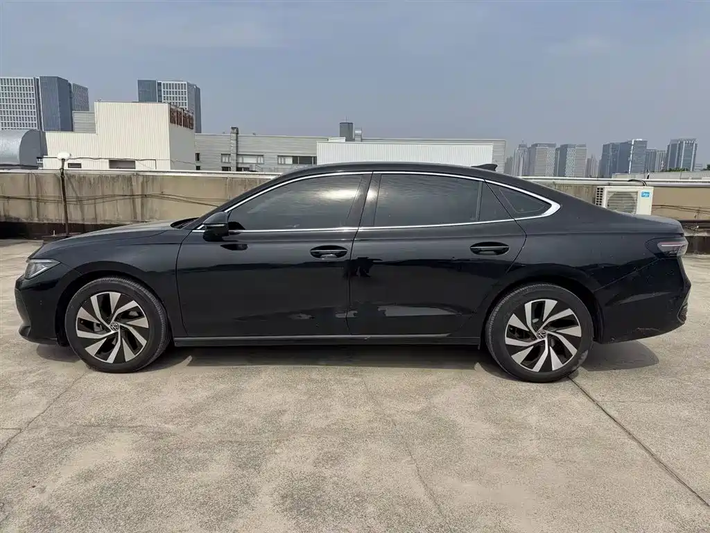 Passat Pro 380 TSI Starry Sky Dragon Fortune