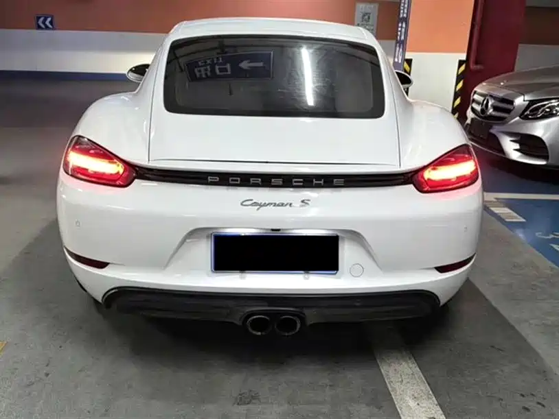 Porsche 718 Cayman 2.0 T