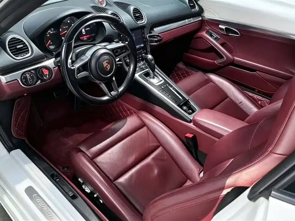 Porsche 718 Cayman 2.0 T