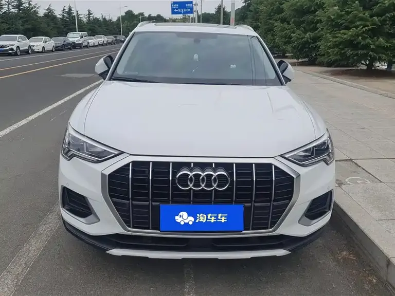 Audi Q3 35 TFSI Fashion Elegant