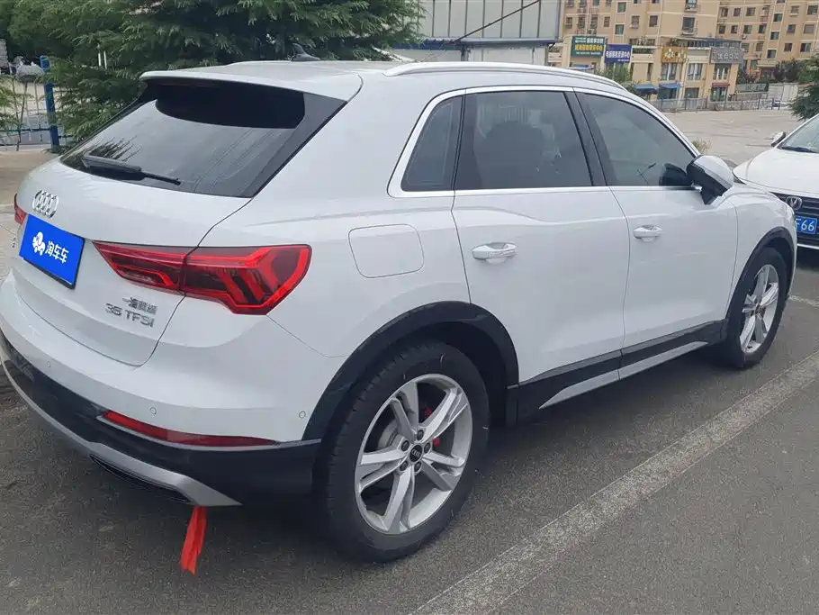 Audi Q3 35 TFSI Fashion Elegant