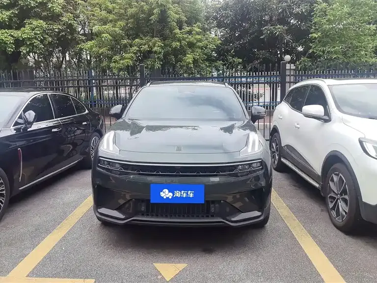 Lynk & Co 06 Remix 1.5 T Power Halo