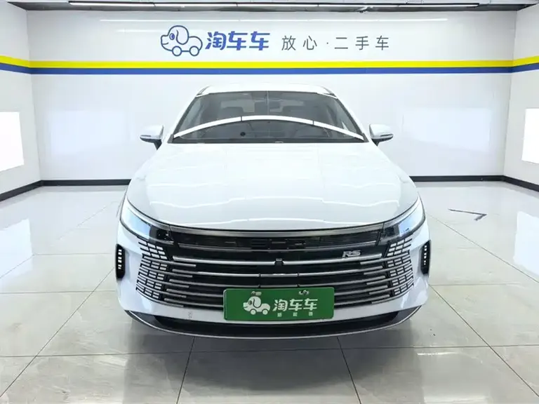 BYD Destroyer 05 Glory DM-i 120 KM Luxury