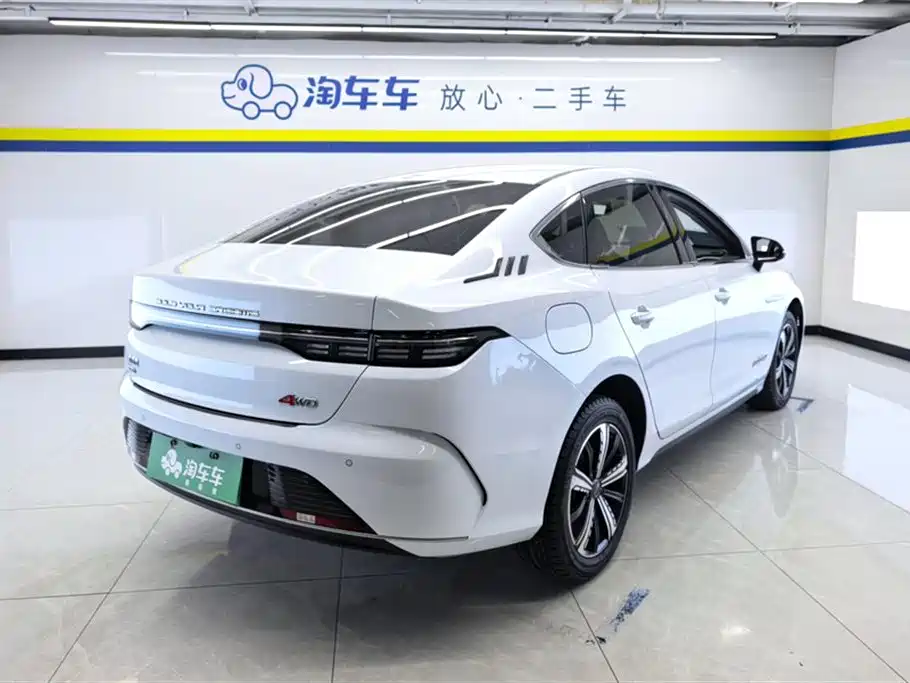 Destroyer 05 Glory DM-i 120 KM Luxury