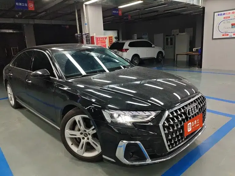 Audi A8 A8 L 50 TFSI quattro Select