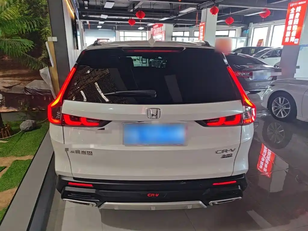 Honda CR-V 240 TURBO 2 WD Sharp Style 5-seat