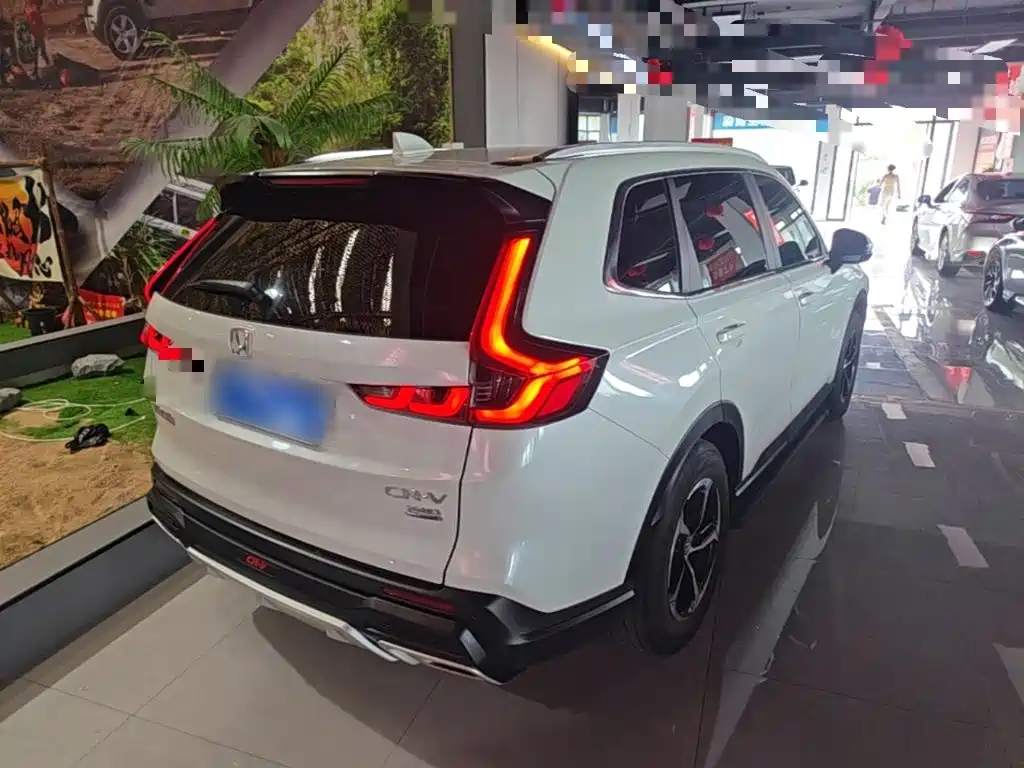 Honda CR-V 240 TURBO 2 WD Sharp Style 5-seat