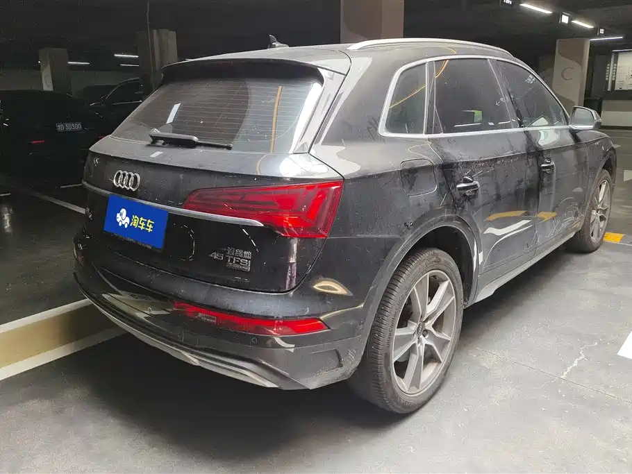 Audi Q5 L Facelift 45 T Luxury Elegant