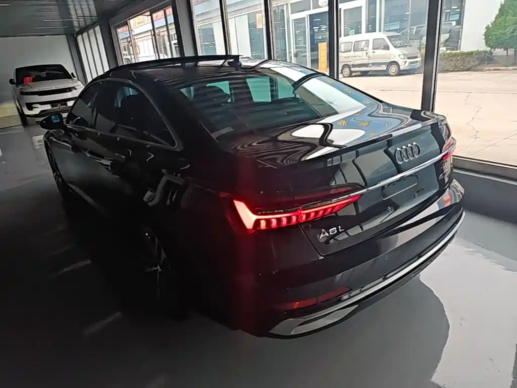 Audi A6 L 40 TFSI Luxury Dynamic