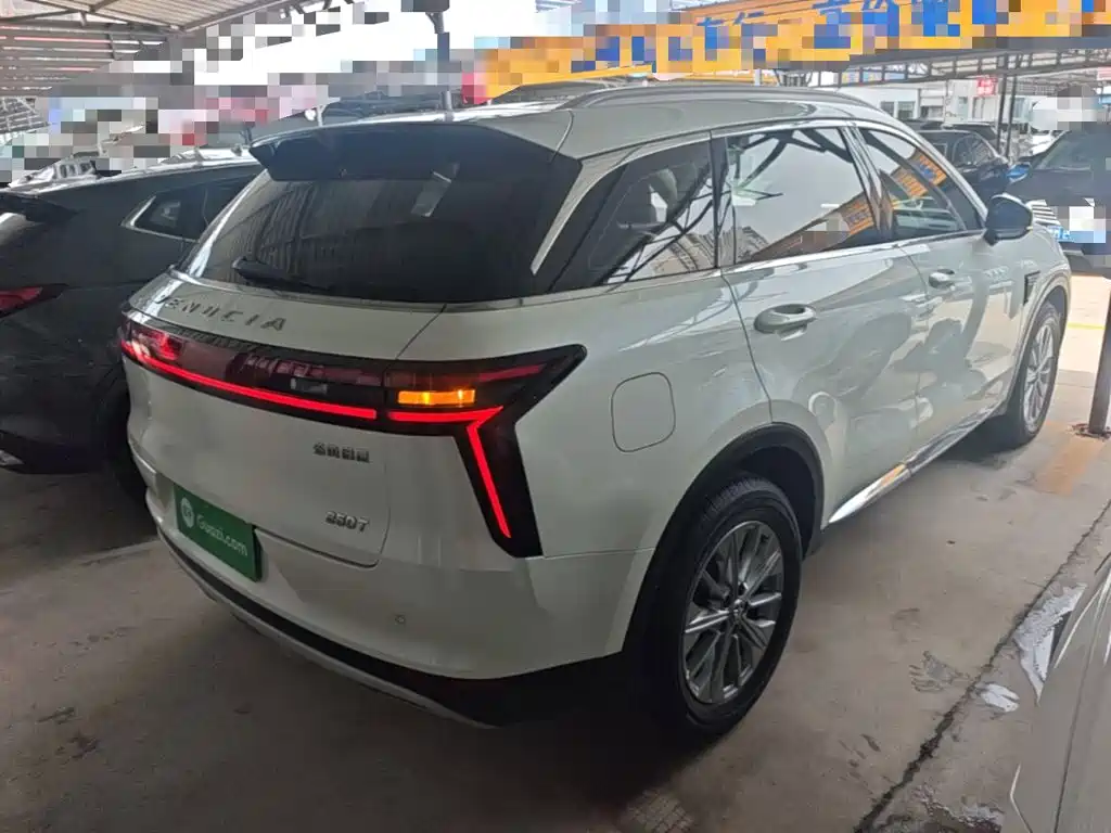 Venucia Star 260 T Auto 48 V Mild Hybrid Turbo Star Enjoyment