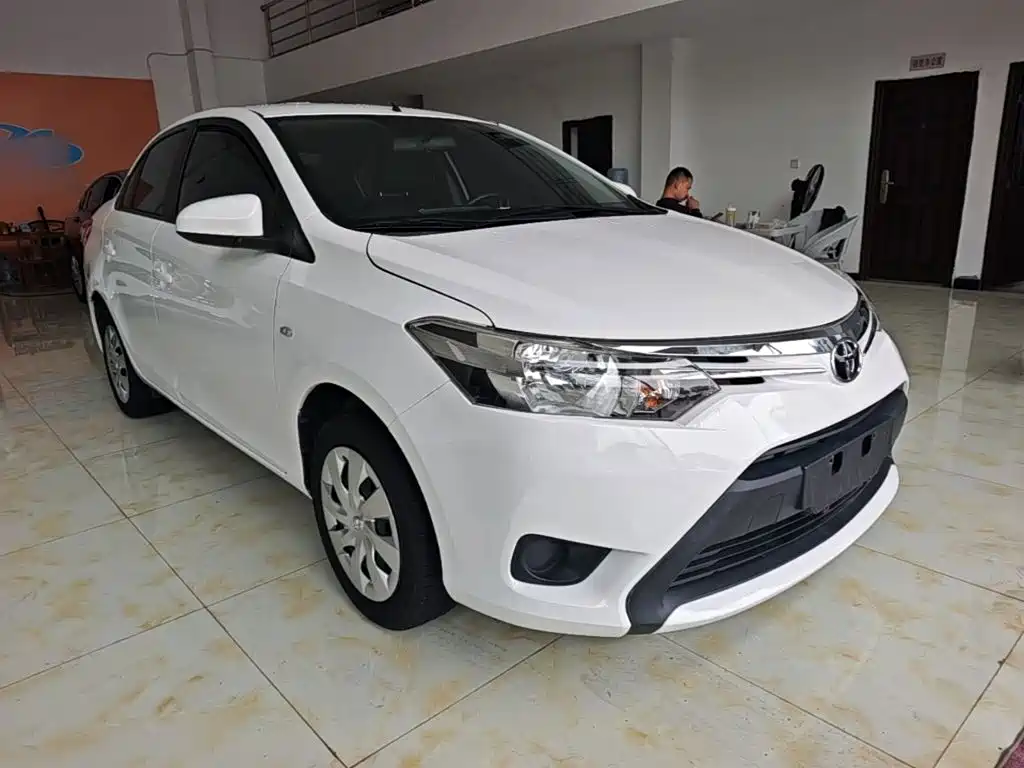 Vios 1.5 L Auto Smart Premium