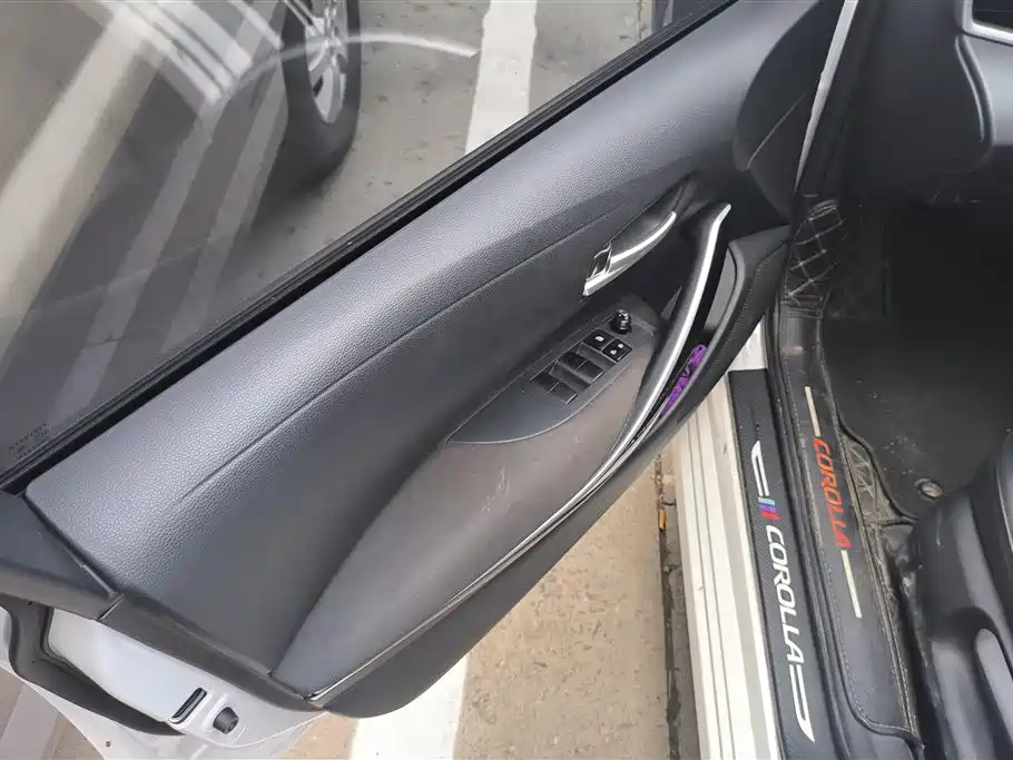 Corolla 1.8 L Smart e-Hybrid Dual Engine Pioneer
