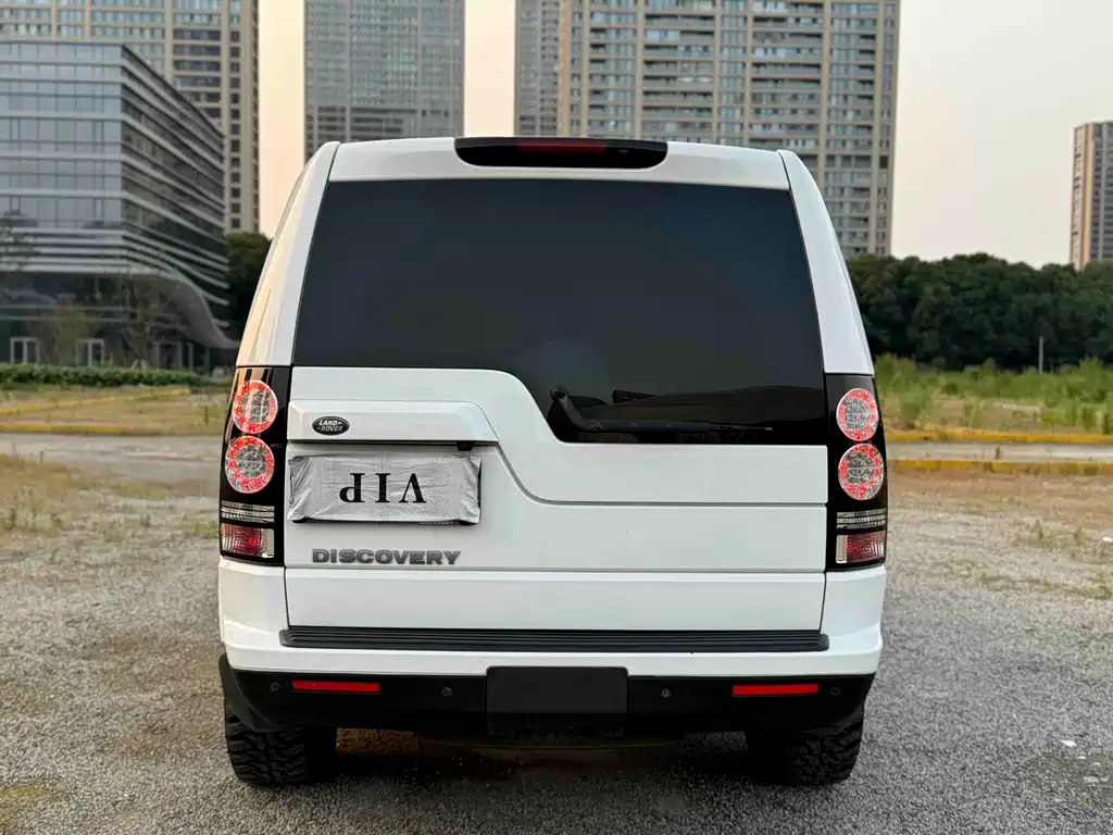 Discovery 3.0 SDV6 Black Shine Collector HSE Diesel