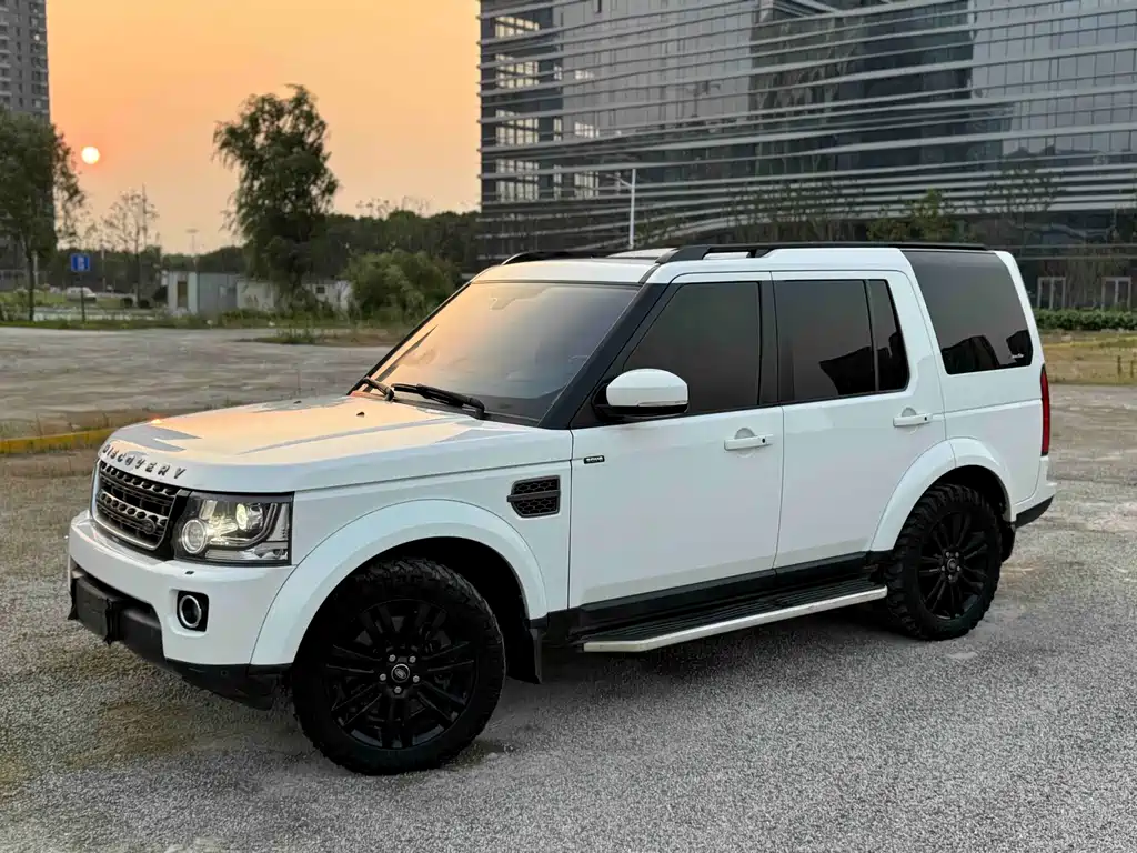 Discovery 3.0 SDV6 Black Shine Collector HSE Diesel
