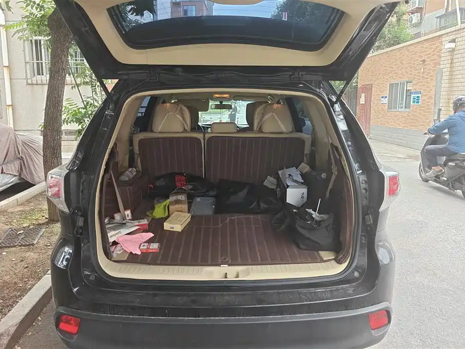Highlander 2.0 T 4 WD Elite 7-seat